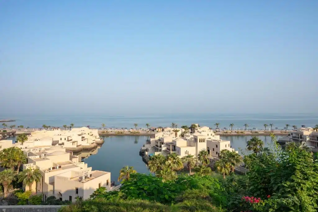 ras al khaimah hotel cove rotana