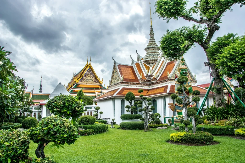 thai trip package book with tamara and tabby