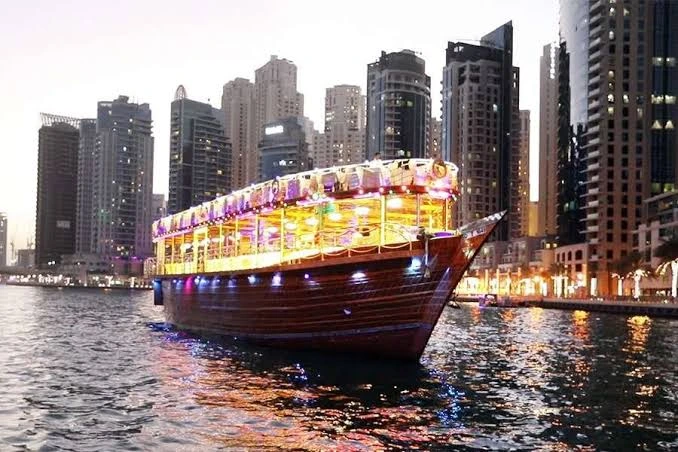 dhow cruise in dubai